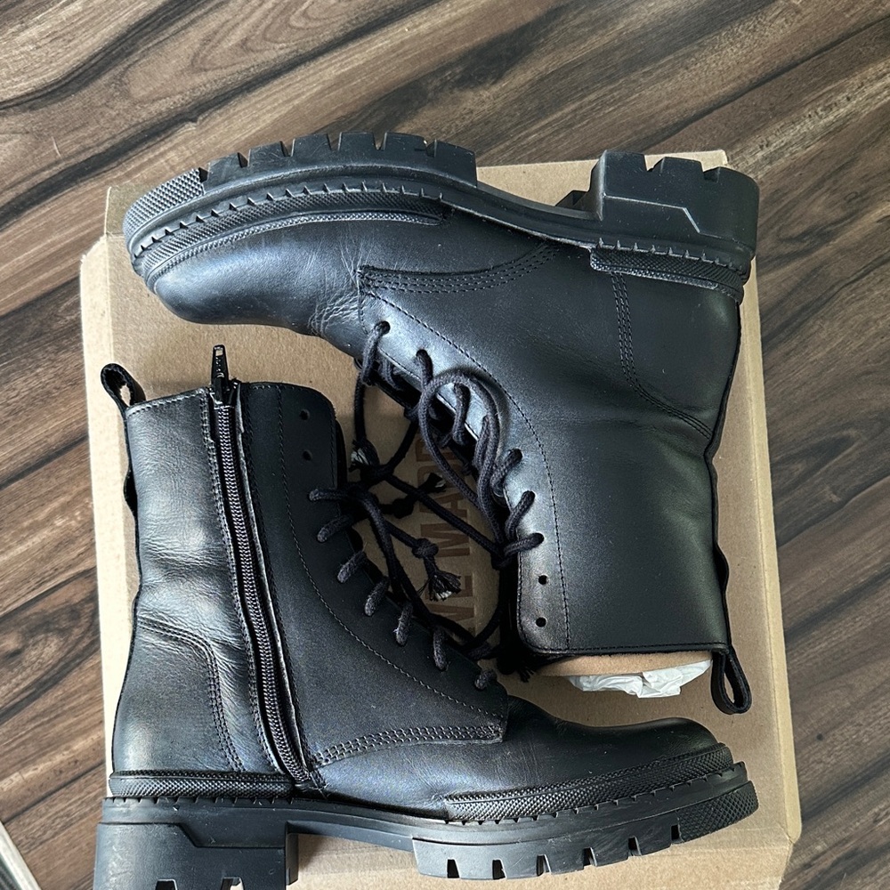 Steve Madden Black Lace-Up Ankle Boots